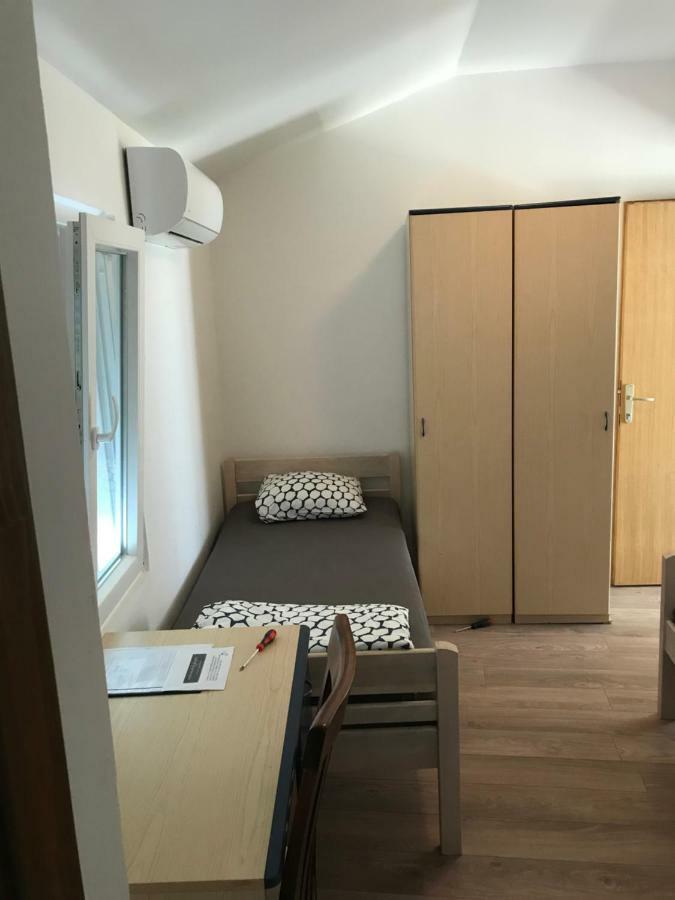 Novalja Inn 2 Eksteriør bilde